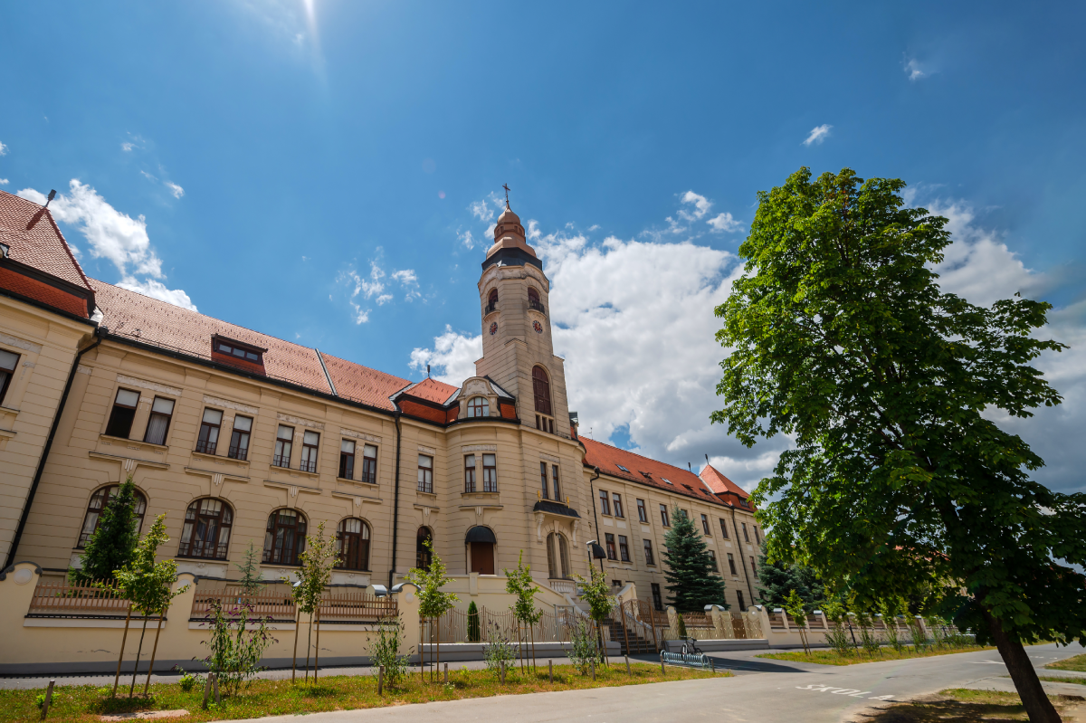 Samostanska crkva Presvetog Srca Isusova