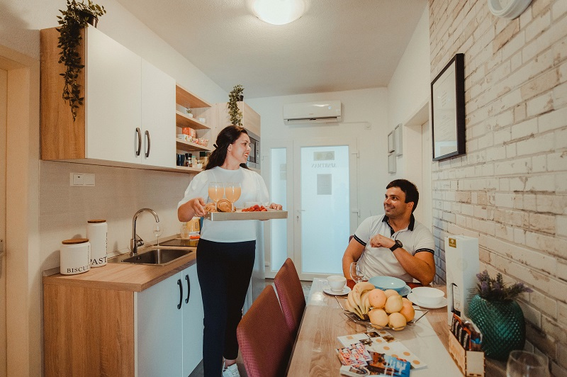 Apartman i studio apartman Lovrić, +385 (0) 99 518 0643, +385 (0) 99 518 0642