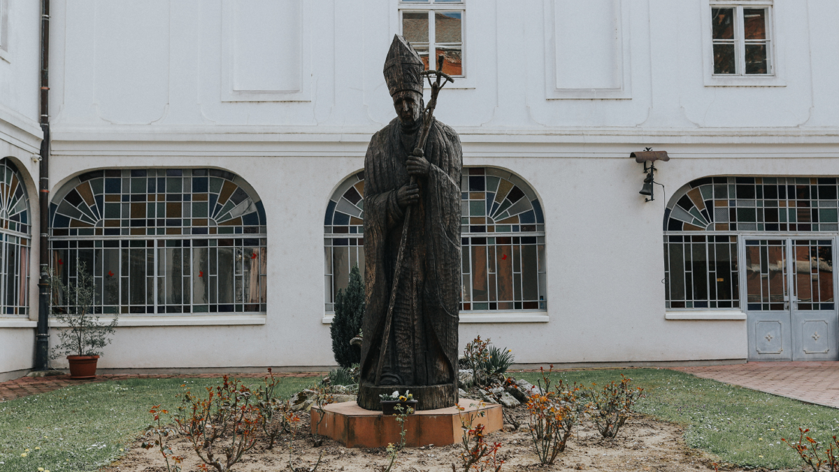 Spomenik Sv. Oca Ivana Pavla II.